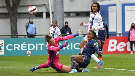 Fútbol femenino El PSG elimina al Olympique Lyonnais en los octavos de