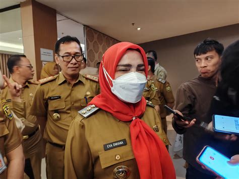 Eva Dwiana Laporkan Jika Ada Usaha Tak Sesuai Ijin Jangan Diam Saja