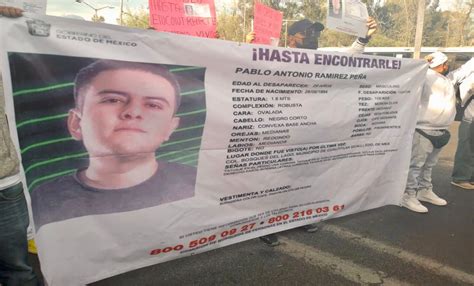 Bloqueo en Periférico Norte manifestantes exigen la aparición con vida