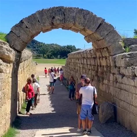 3 Days Private Tour To Corinth Mycenae Olympia Delphi