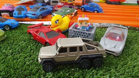 Чемпионат Hot Wheels 2021. Феррари, Ламба, Гелик, Утка и Шишига - YouTube
