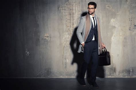 Conservative Style In Mens Clothes