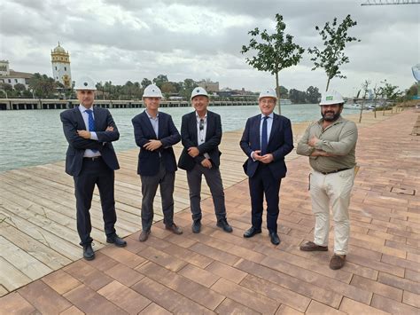 Autoridad Portuaria de Sevilla visita obras del Jardín de las