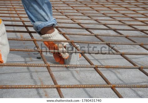 7 Rebar Spacers Concrete Block Walls Images, Stock Photos & Vectors ...