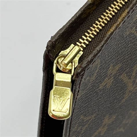 Louis Vuitton ルイヴィトン モノグラム ポッシュ・トワレット 26 ポーチ M47542 ブラウン系｜中古｜なんでもリサイクルビッグバン