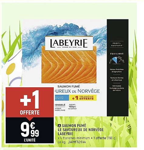 Promo Saumon Fumé Le Savoureux De Norvège Labeyrie chez Vival