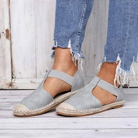 Summer Closed Toe Sandals Online