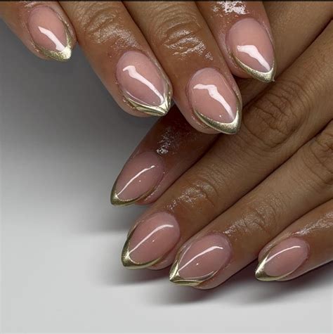 35 Short Nude Almond Nails Inspos For Your Next Manicure Fashion And