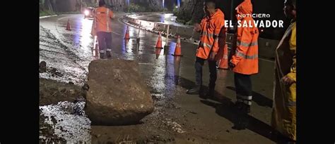 Lluvias Provocan Derrumbe Carretera Al Puerto De La Libertad El Blog