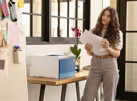 Принтер HP Color LaserJet Pro 4203dw, скорость печати до 35 стр./мин ...
