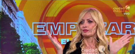 Yuyito González deslumbró en las redes desfilando en bikini