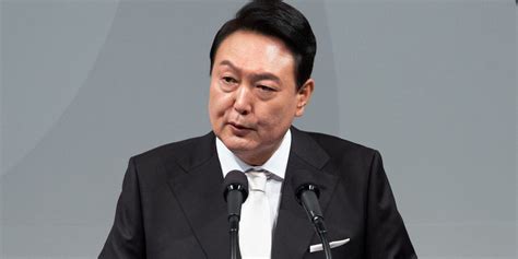 South Korea's New President Bashes Softer Approach to North Korea ...