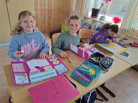 Buchvorstellung der Klasse 4b Grundschule im Ebnet Wangen im Allgäu