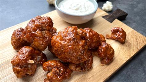 Einfaches Rezept Vegane Blumenkohl Wings Mit BBQ Sauce