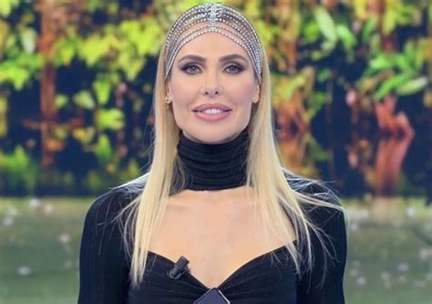 Isola Dei Famosi Ilary Blasi Si Prepara Al Ritorno In Tv Ecco I Nomi