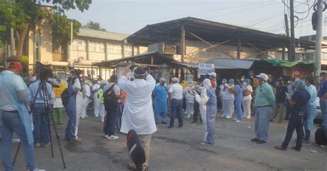 HONDURAS TIERRA LIBRE Médicos hondureños protestan en las afueras del