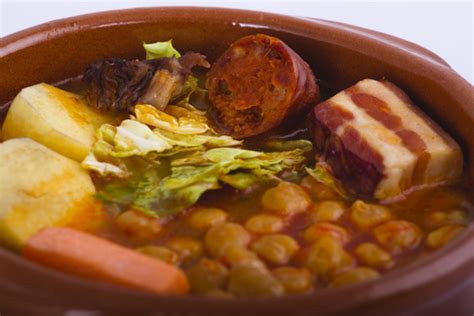 Arriba 64 Imagen Receta De Caldo Gallego Con Garbanzos Abzlocal Mx