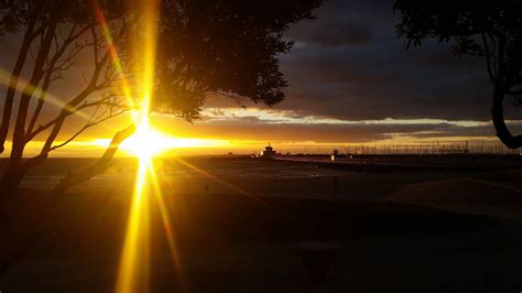 St Kilda Pier at sunset (OC) : r/melbourne