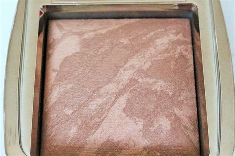 Hourglass Ambient Light Bronzer Luminous Bronze Review Shelly Lighting