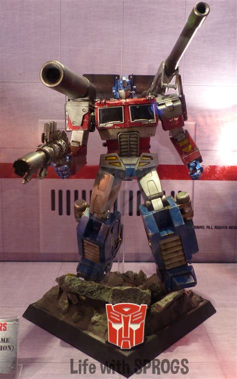 Hot Toys Optimus Prime Megatron Version Transformers News TFW2005