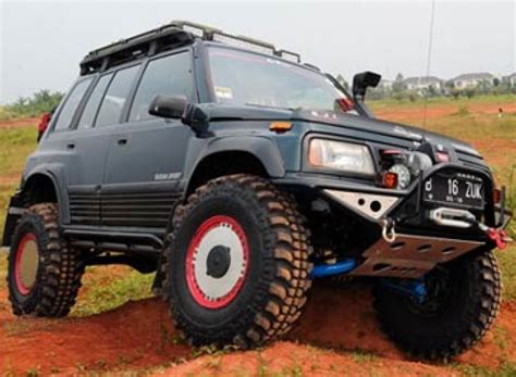 Modifikasi Suzuki Escudo Offroad