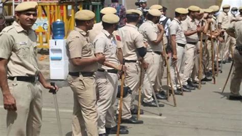 Over 300 Cases Registered In New Delhi For Violating Police Orders