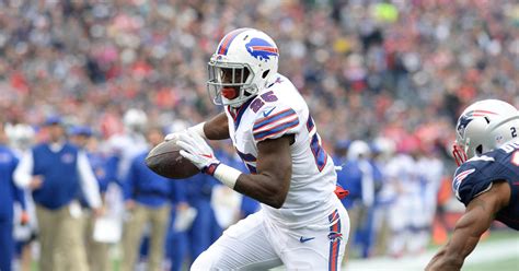 Former Pitt Star Lesean Mccoy Sued By Ex Girlfriend Following Home