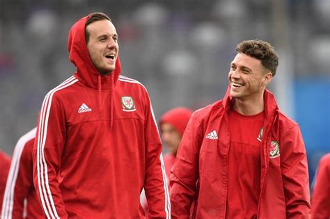 Wales Fans Travelling To Toulouse For Euro 2016 Decider Grounded After