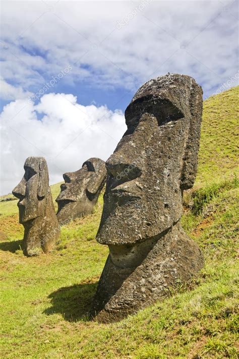 Rapa Nui National Park — Stock Photo © Tankbmb 61371897