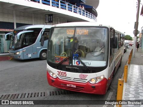 Empresa De Nibus P Ssaro Marron Em Aparecida Por Douglas C Lio