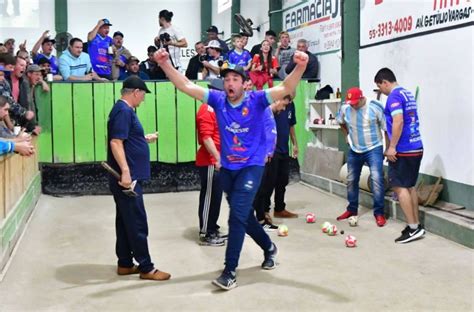 Campeonatos municipais de bocha e futebol sete de veteranos terão