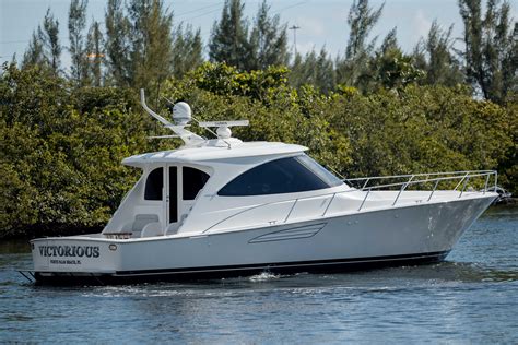 2023 Viking 48 Sport Coupe Fort Lauderdale FL US