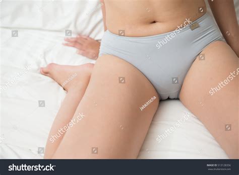 Sexy Model Posing Lingerie Foto Stok 513128356 Shutterstock