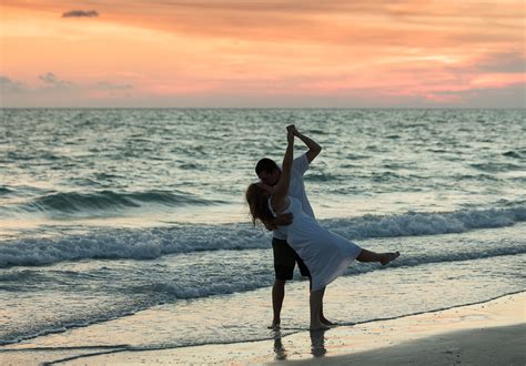 Beach Proposal Photography Packages | Bamboo Dreams Photography ...