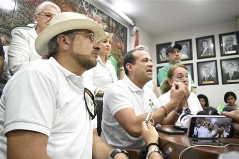 Cívicos De Santa Cruz Piden Parar Violencia “no Demos Pretexto Al