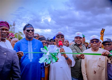 100 Days : Ondo Gov commissions Oda road in Akure - The Hope Newspaper