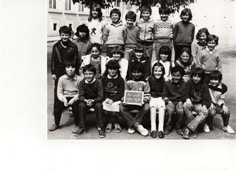 Photo De Classe CM1 Ecole Centre Filles 1982 De 1982 ECOLE DU CENTRE