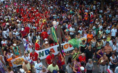 Banda Mole Volta A Dominar Avenida E Celebra 40 Anos De Carnaval Neste