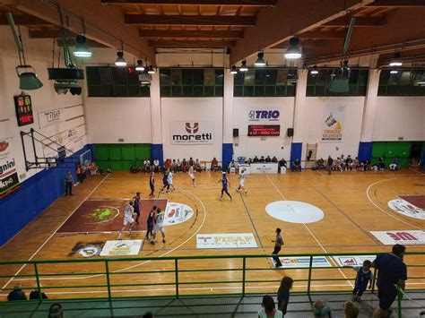 Basket Serie B Interregionale Goldengas Senigallia Ko A Civitanova