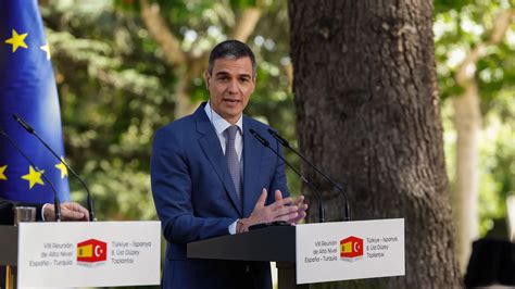 Pedro Sánchez Promete Que La Reforma Del Cgpj Será Respetuosa Con La