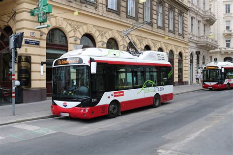 Wiener Linien Elektrobus Am 22 06 22 In Wien Bus Bild De