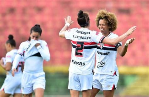 São Paulo X 3b Da Amazônia - São Paulo atropela o 3B da Amazônia e assume liderança no Brasileiro ...