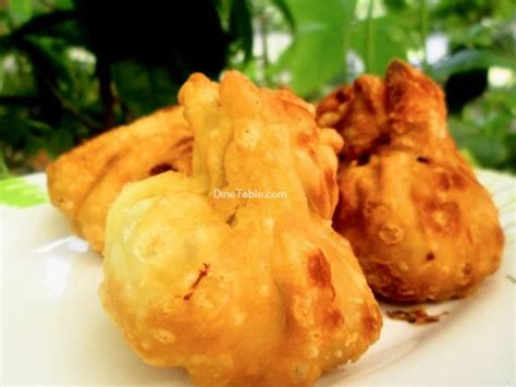 Fried Chicken Momos Recipe ചിക്കൻ മോമോസ് Chicken Dumplings