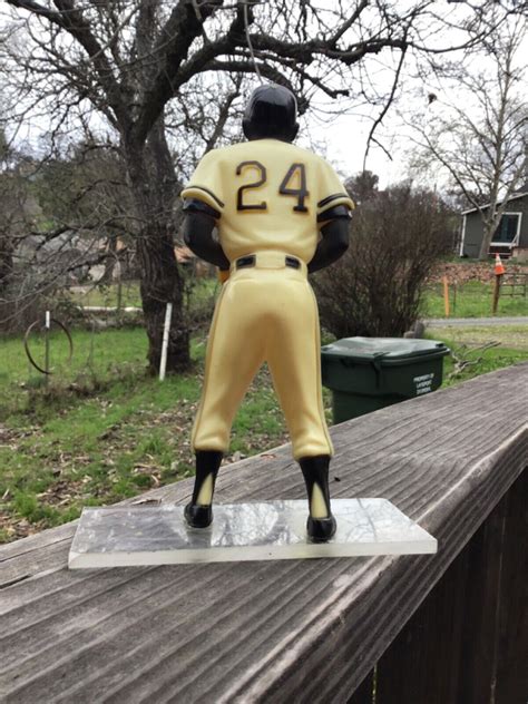 Original 1960s Willie Mays Hartland Baseball Statue San Francisco