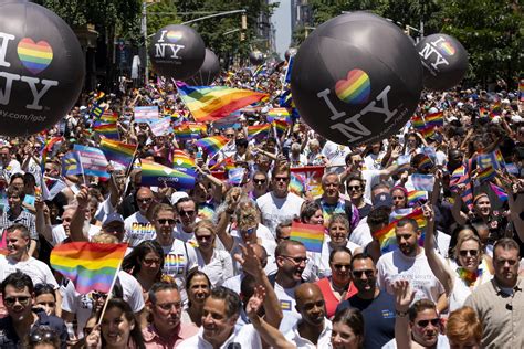 18 Empowering Photos Of Lgbtq Pride Around The World