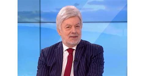 Валентин Михов: Боби Михайлов има много опит, доста години е в управлението