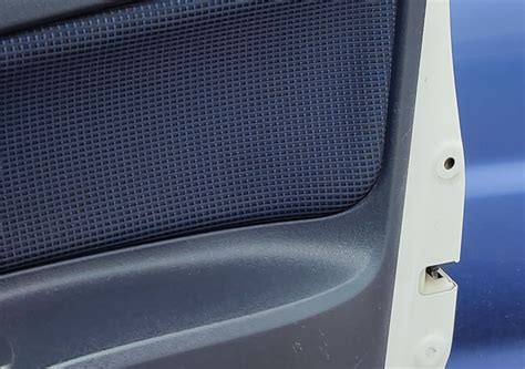 Отбойник водительской двери — Mitsubishi Colt VI, 1,3 л, 2004 года ...
