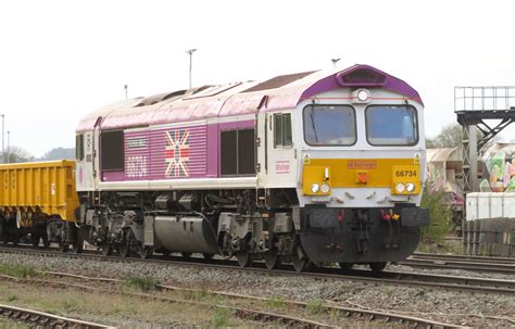 GBRf 66734 6G03 161023 A GB Railfreight 66734 Platinum Ju Flickr