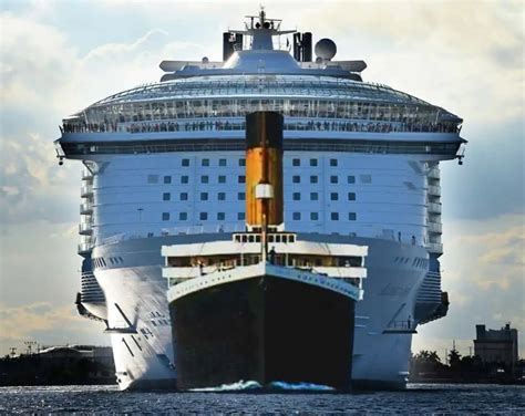 Titanic Vs Oasis Of The Seas