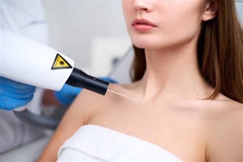 Painless Laser Mole Removal in Chandigarh, India